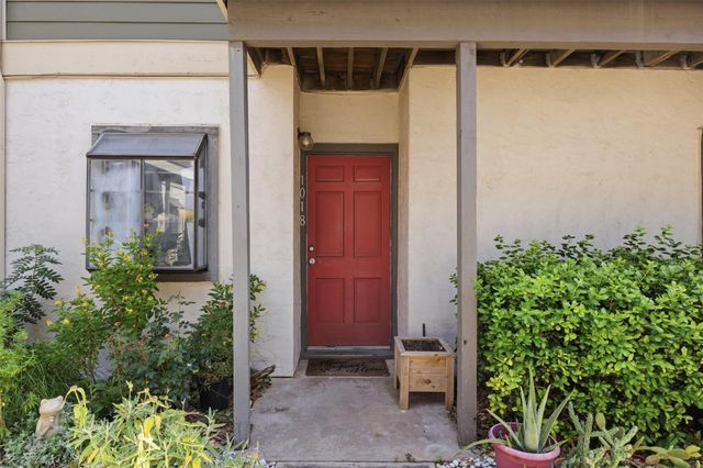 2215 Post RD 1018, Austin, TX 78704