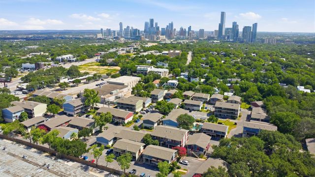 2215 Post RD 1018, Austin, TX 78704
