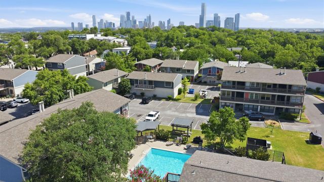 2215 Post RD 1018, Austin, TX 78704