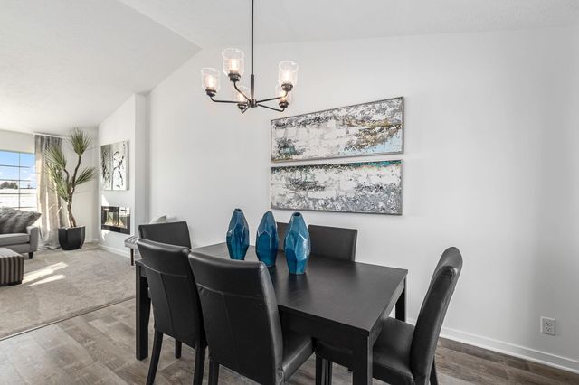 6517 N 168 Avenue, Omaha, NE 68116