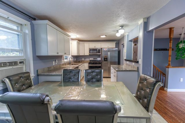 14 Alder Creek Drive, Concord, NH 03303