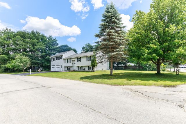 14 Alder Creek Drive, Concord, NH 03303