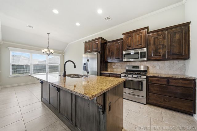 2501 S 16th Court, Broken Arrow, OK 74012