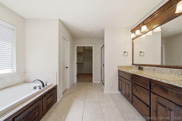 2501 S 16th Court, Broken Arrow, OK 74012