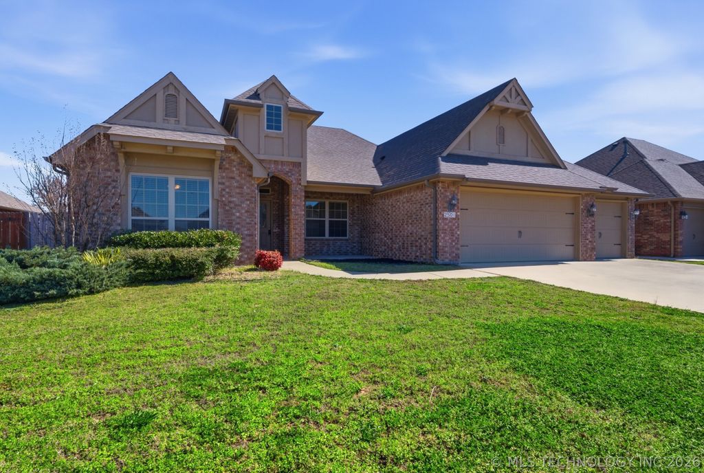 2501 S 16th Court, Broken Arrow, OK 74012