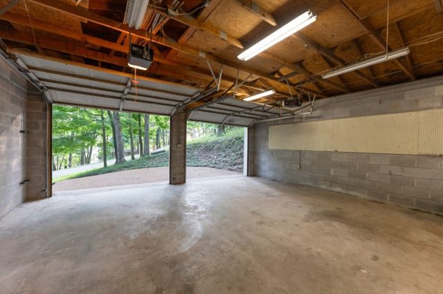 426 Beacon Hill Dr, Mount Juliet, TN 37122