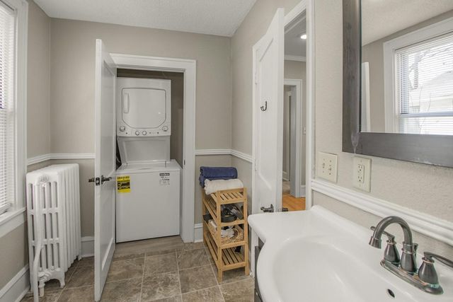 50 Winnipeg Avenue, Saint Paul, MN 55117