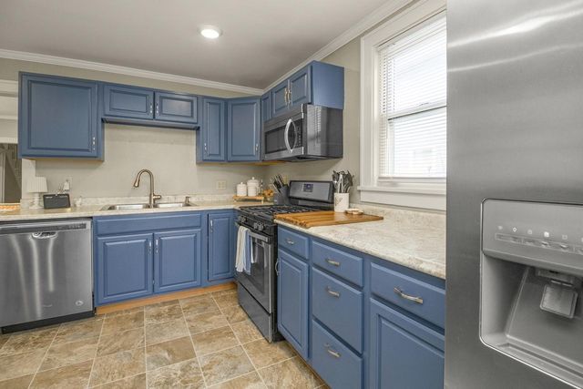 50 Winnipeg Avenue, Saint Paul, MN 55117