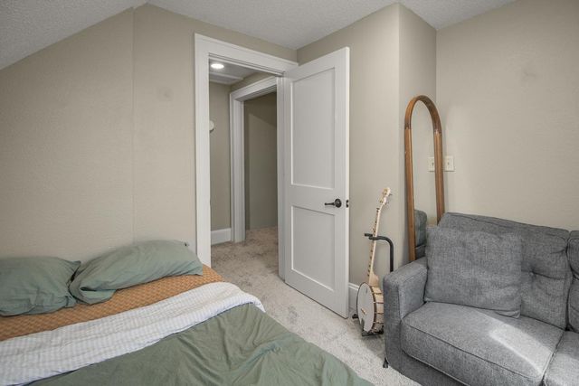 50 Winnipeg Avenue, Saint Paul, MN 55117