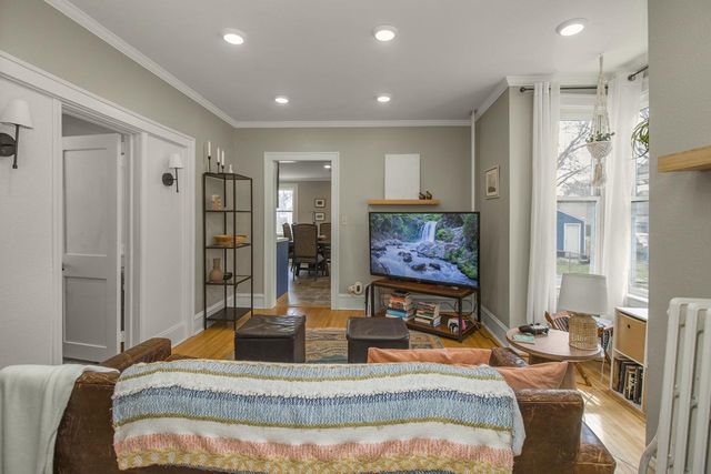 50 Winnipeg Avenue, Saint Paul, MN 55117