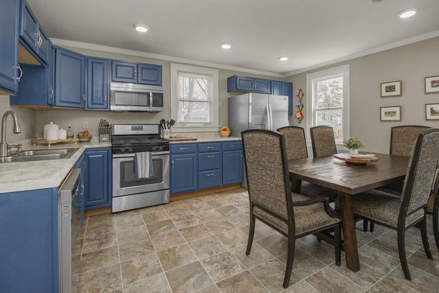 50 Winnipeg Avenue, Saint Paul, MN 55117