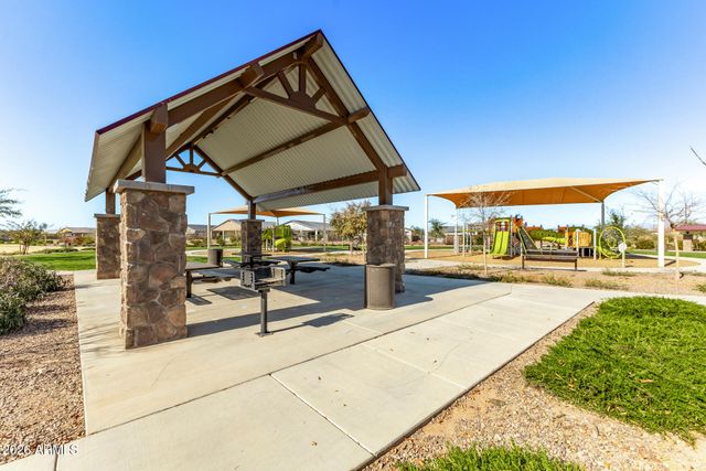 2944 E BIRDSONG Avenue, San Tan Valley, AZ 85143