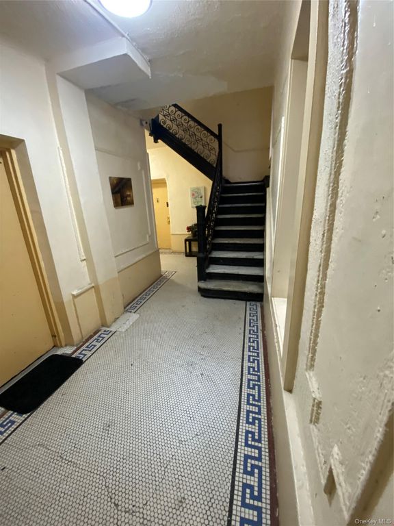 30 Macombs Place 42, New York (manhattan), NY 10039 — photo 4