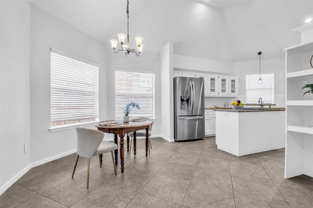 11727 Pecan Creek Drive, Houston, TX 77043