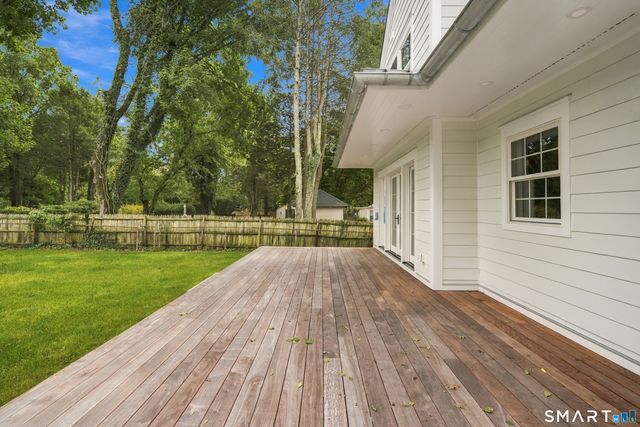 102 Newtown Turnpike, Westport, CT 06880