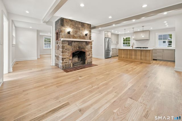 102 Newtown Turnpike, Westport, CT 06880