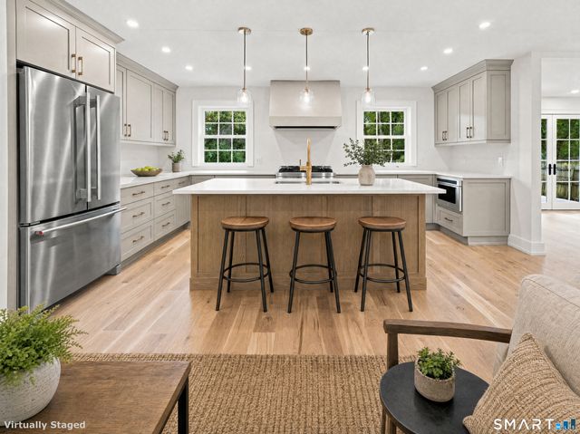102 Newtown Turnpike, Westport, CT 06880