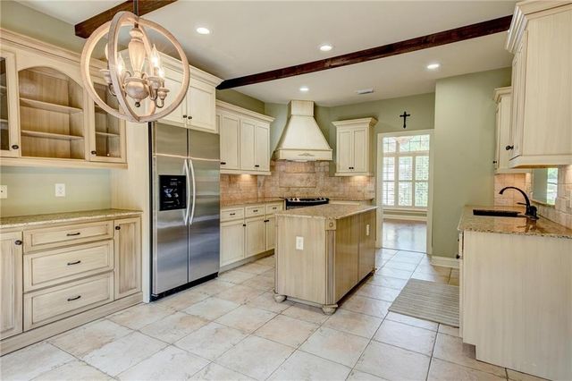 8788 Lake View Drive, Fairhope, AL 36532