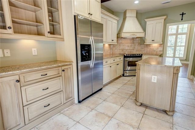 8788 Lake View Drive, Fairhope, AL 36532