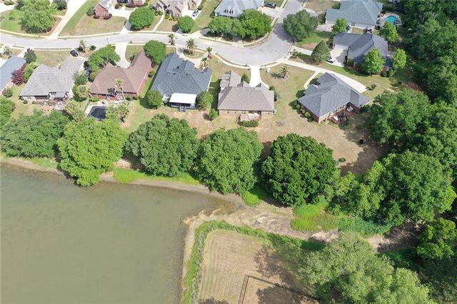 8788 Lake View Drive, Fairhope, AL 36532