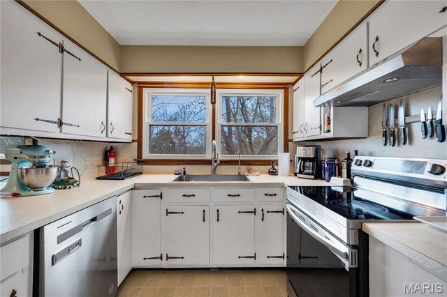 137 State Highway H, Hermann, MO 65041