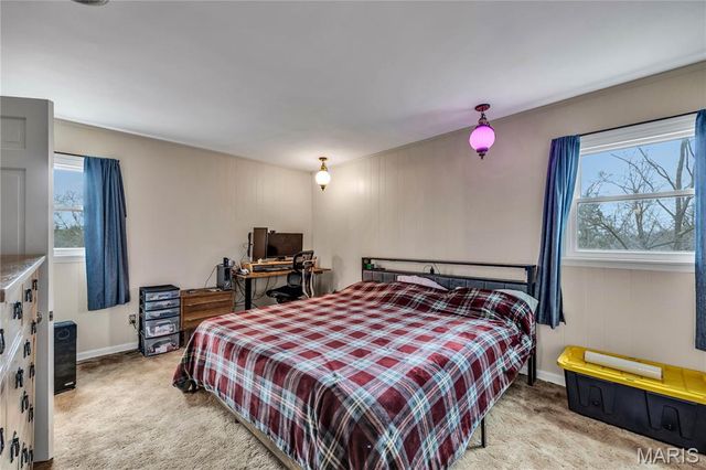 137 State Highway H, Hermann, MO 65041