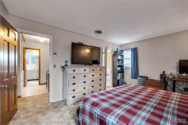 137 State Highway H, Hermann, MO 65041