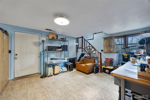 137 State Highway H, Hermann, MO 65041