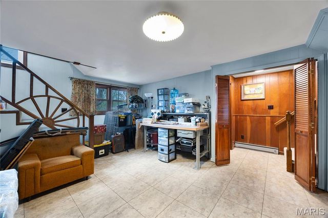 137 State Highway H, Hermann, MO 65041