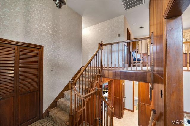 137 State Highway H, Hermann, MO 65041