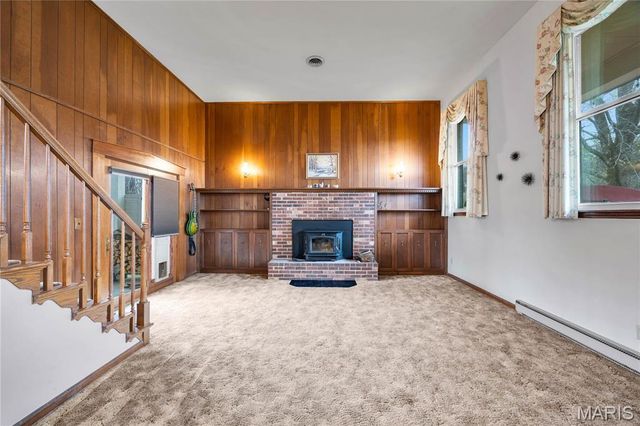 137 State Highway H, Hermann, MO 65041