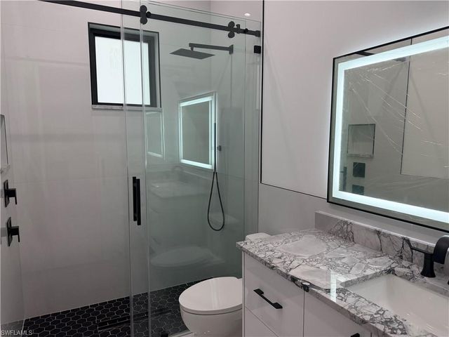 3430 1st AVE NW, Naples, FL 34120