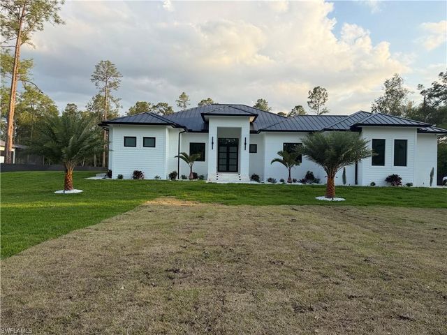 3430 1st AVE NW, Naples, FL 34120