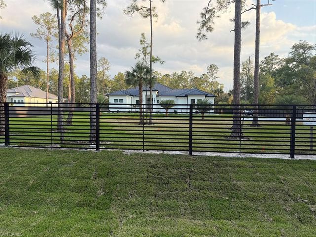 3430 1st AVE NW, Naples, FL 34120