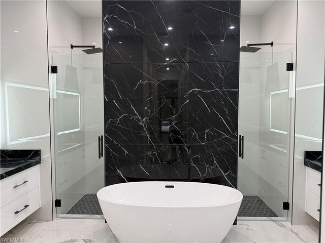 3430 1st AVE NW, Naples, FL 34120