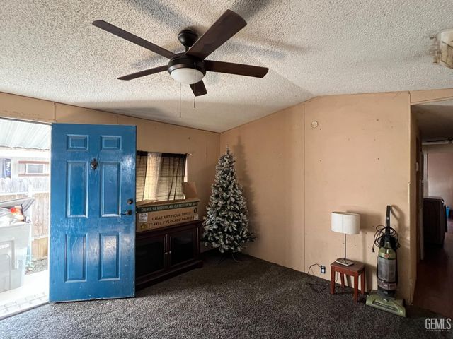 3535 Stine Road 148, Bakersfield, CA 93309