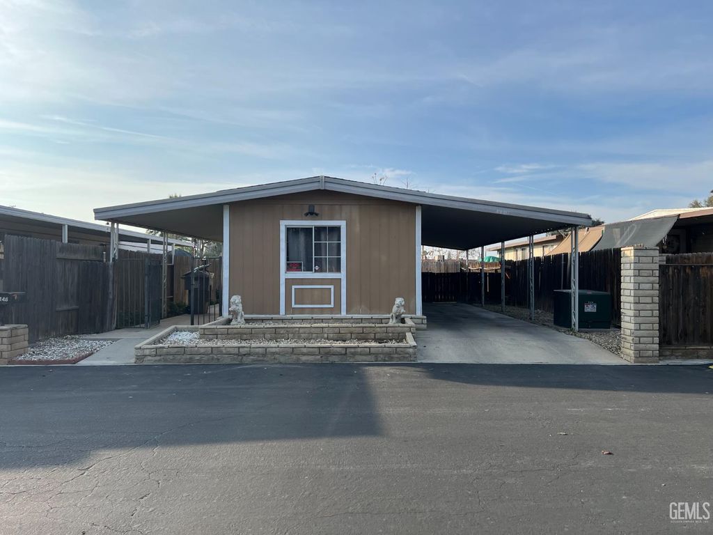 3535 Stine Road 148, Bakersfield, CA 93309