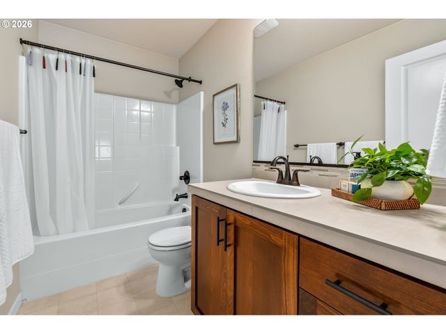 10829 Sw CARINTHIA Cir, Wilsonville, OR 97070