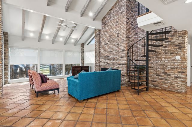 2145 Fountain Square Drive, Fort Worth, TX 76107