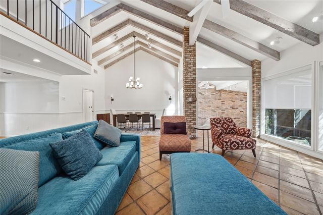 2145 Fountain Square Drive, Fort Worth, TX 76107