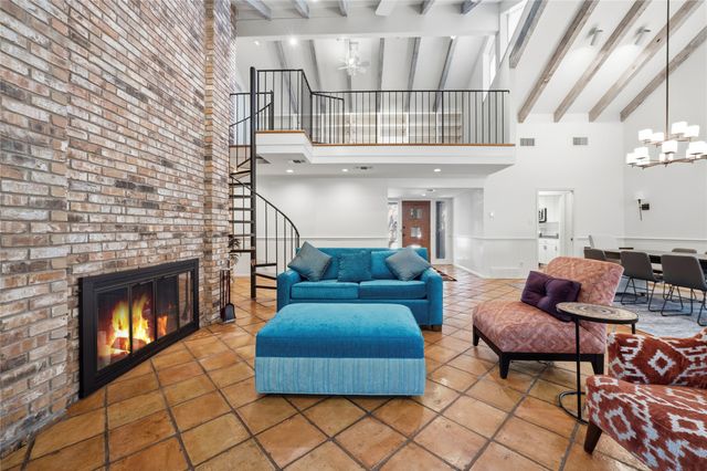 2145 Fountain Square Drive, Fort Worth, TX 76107