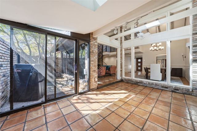 2145 Fountain Square Drive, Fort Worth, TX 76107