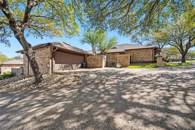 2145 Fountain Square Drive, Fort Worth, TX 76107