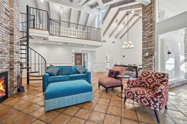 2145 Fountain Square Drive, Fort Worth, TX 76107