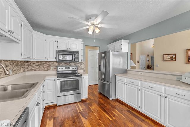 30331 Sugar Sand Lane, North Olmsted, OH 44070