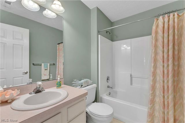 30331 Sugar Sand Lane, North Olmsted, OH 44070
