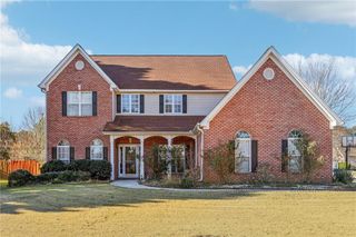 2655 Lake Commons Court, Snellville, GA 30078