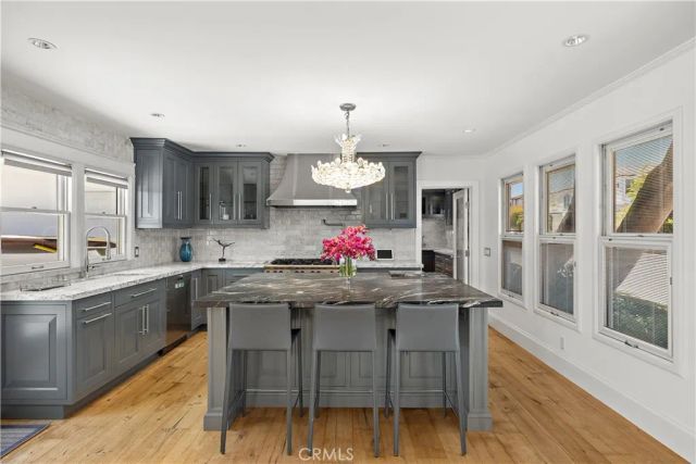 761 Via Lido Nord, Newport Beach, CA 92663