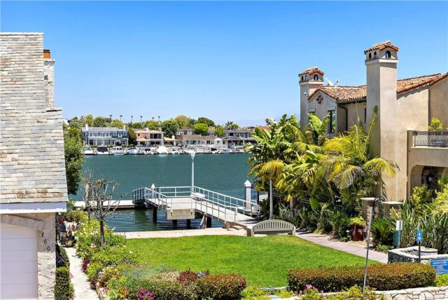 761 Via Lido Nord, Newport Beach, CA 92663