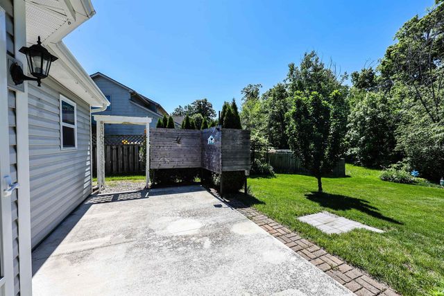 9376 Falcon Way, New Haven, IN 46774